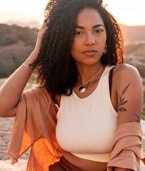 PINGENTE MEDALHA REDONDA ORGÂNICA SEA