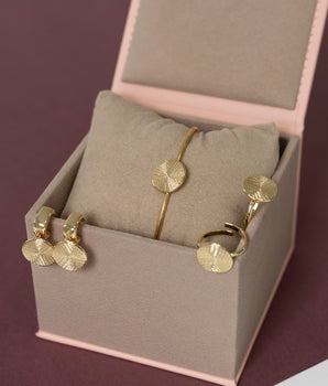 PULSEIRA MEDALHA TEXTURA PALHA