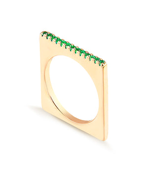 Anel Extra Fino Quadrado Cravejo de Zircônias.