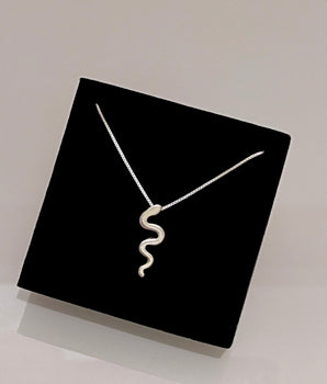 Colar Serpente Minimalista Prata 925