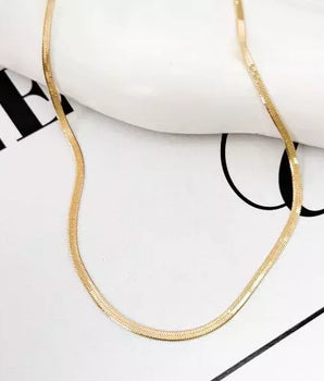 Choker Fita Brunna 3MM Banhada a Ouro 18K